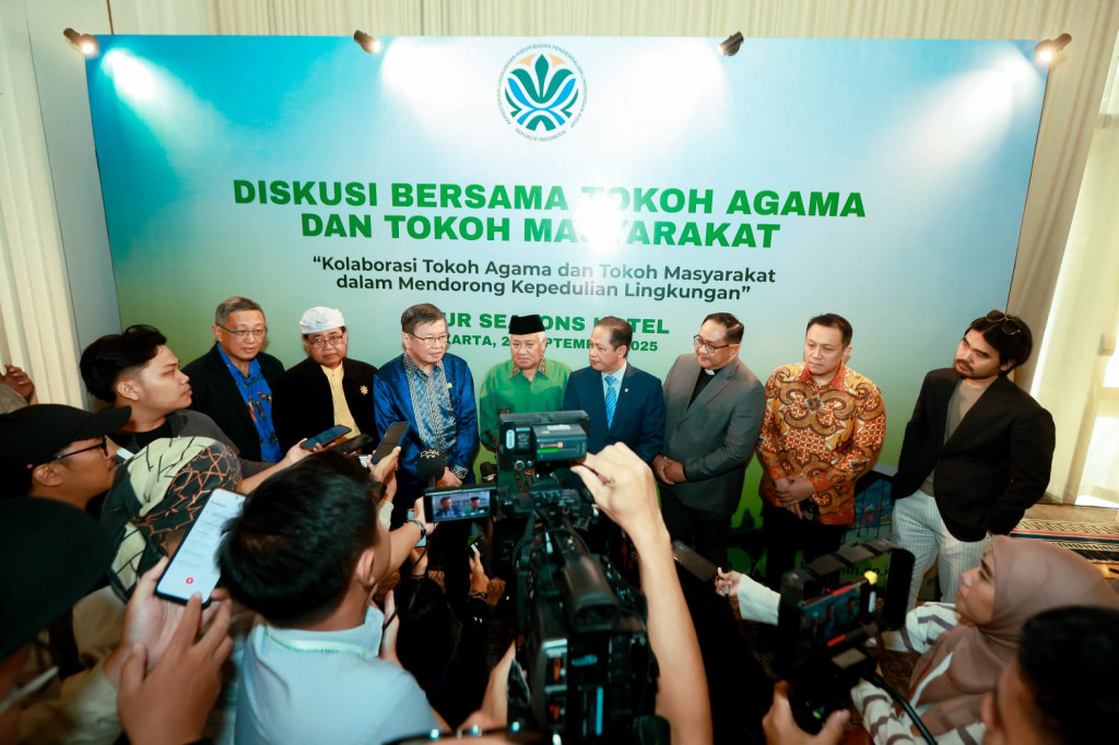 KLH/BPLH Ajak Tokoh Agama dan Masyarakat Bersama Atasi Krisis Lingkungan