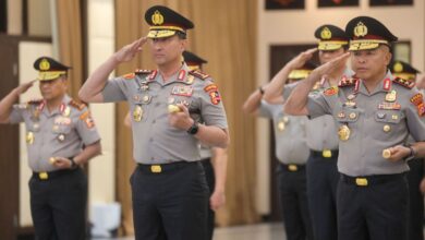 Kepala BNN Suyudi Ario Resmi Sandang Pangkat Komjen Pol, Tanda Penghargaan