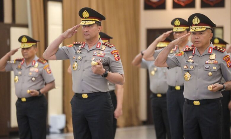 Kepala BNN Suyudi Ario Resmi Sandang Pangkat Komjen Pol, Tanda Penghargaan