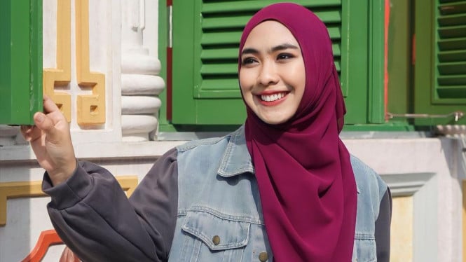 Masya Allah! Oki Setiana Dewi Resmi Jadi Dosen Tetap di UMJ, Ajar Mahasiswa S3