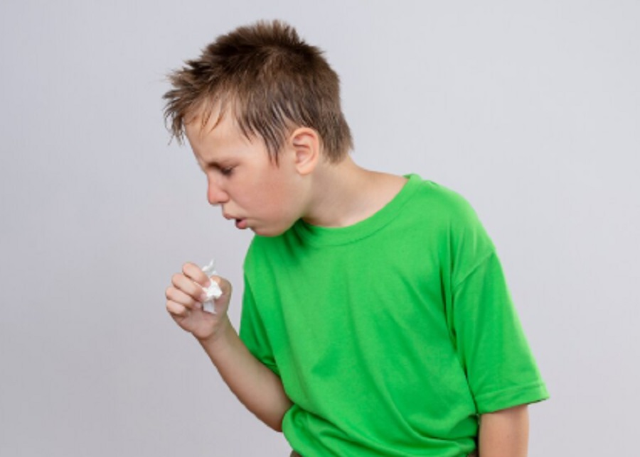 Ngeri! Batuk Tak Kunjung Sembuh Bisa Jadi Gejala Kanker Paru yang Mengancam