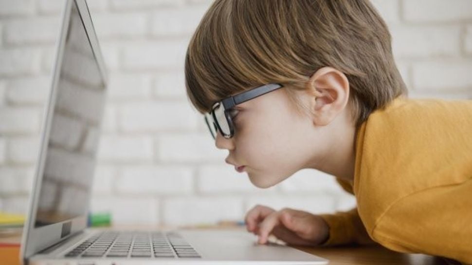 Optik Ini Raih Penghargaan Nasional Berkat Konsistensi Lawan Katarak Kongenital