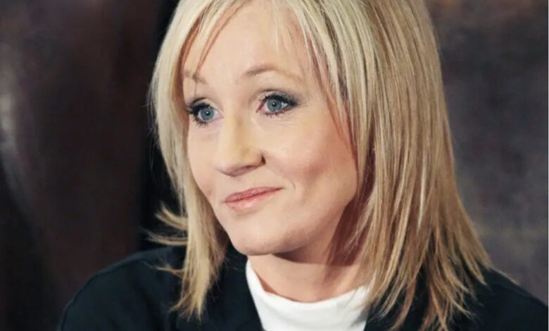 Perseteruan Kian Memanas: J.K. Rowling Sebut Emma Watson Bodoh dalam Kontroversi