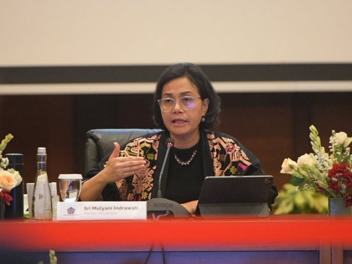 Sri Mulyani Minta Maaf atas Kekurangan Pemerintah, Komitmen Demokrasi Ditekankan
