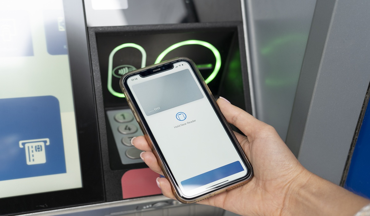 Survei Bank Digital: Solusi Aman untuk Transaksi Harian Konsumen