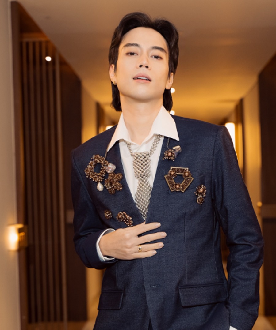 Vidi Aldiano: Obat Kemo Bikin Kulit Makin Pucat Seperti Edward Cullen