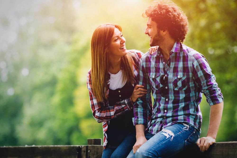 10 Rekomendasi Lagu Pernikahan Bahasa Inggris Sepanjang Masa yang Wajib Diketahui