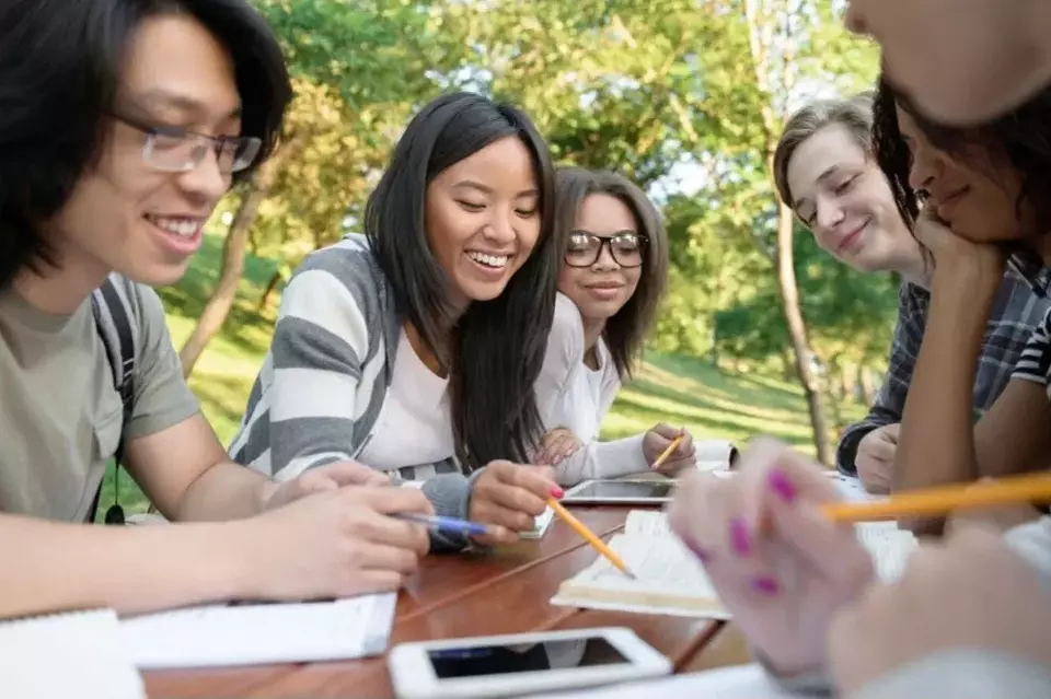 15 Jurusan Kuliah Paling Dicari BUMN: Cek di Sini untuk Informasi Lengkap!