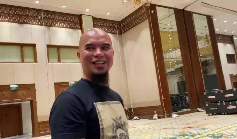 Ahmad Dhani: Tak Gelar Royal Wedding untuk El Rumi, Duitnya Habis!