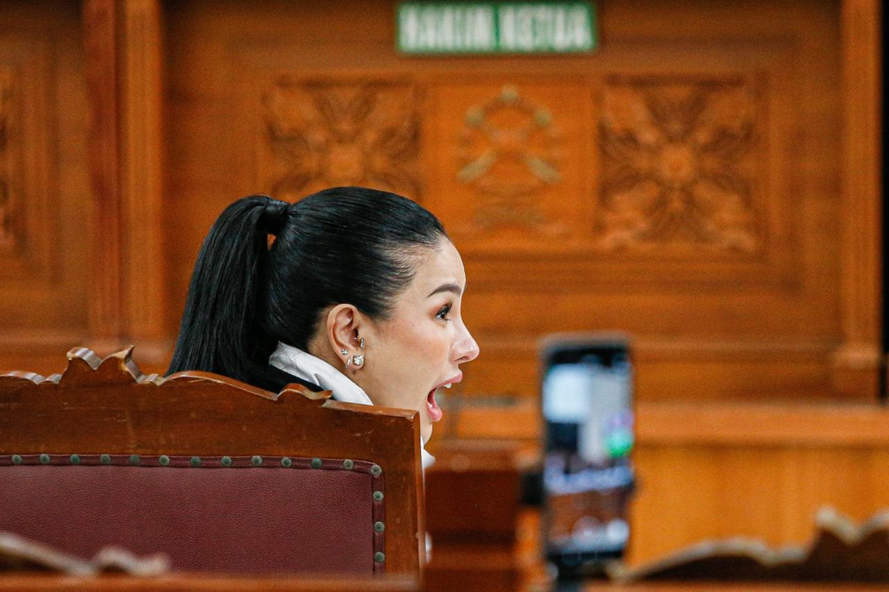 Asisten Nikita Mirzani Dituntut 7 Tahun Penjara dan Denda Rp2 Miliar
