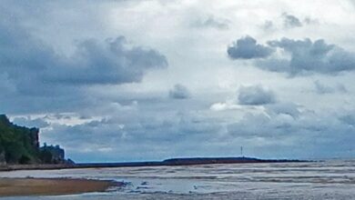 Awas! Cuaca Ekstrem, Rob, dan Gelombang Tinggi di 23 Daerah Jawa Tengah