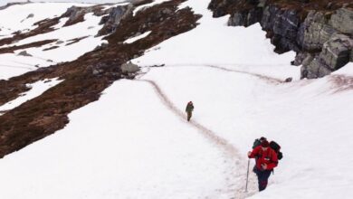 Badai Salju Terjang, Hampir 1.000 Orang Terjebak di Gunung Everest