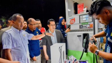 Bahlil Turunkan Tim ESDM ke Jatim Usut Dugaan BBM Dicampur Air