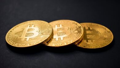 Bitcoin Jatuh di Bawah USD 108.000: Waspadai Sinyal Rebound di Pasar!
