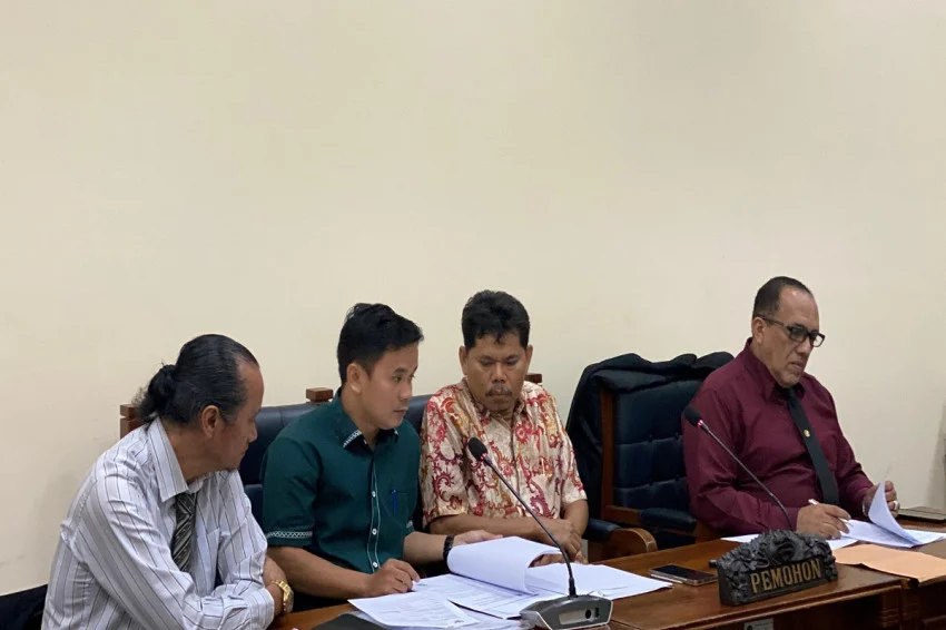 Bonatua Gugat ANRI: Kronologi Tak Dapat Salinan Ijazah Jokowi
