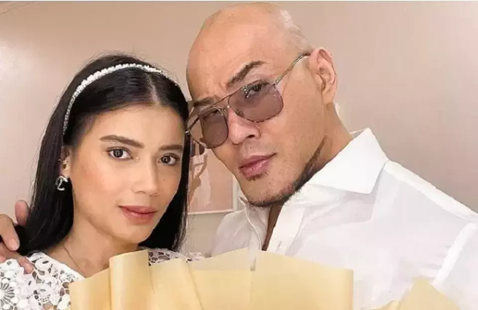 Deddy Corbuzier Cerai, Sabrina Minta Privasi Tak Digembor-gemborkan