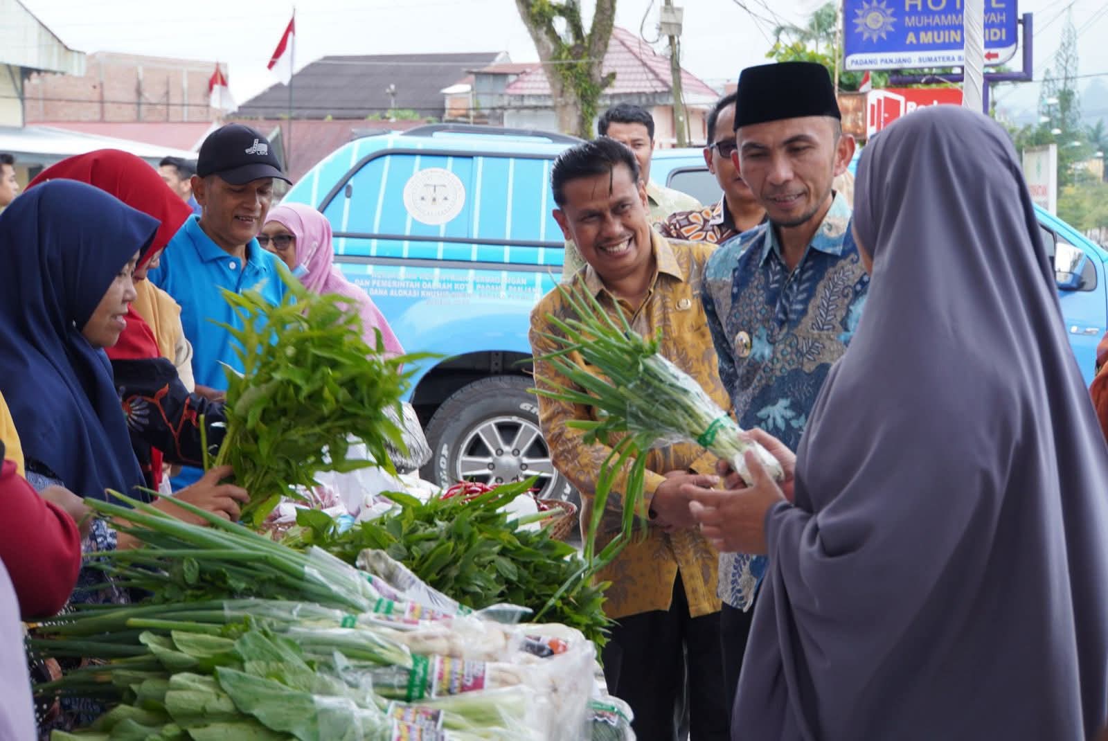 Gerakan Pangan Murah di Padang Panjang Tekan Harga Cabai Rp68 Ribu