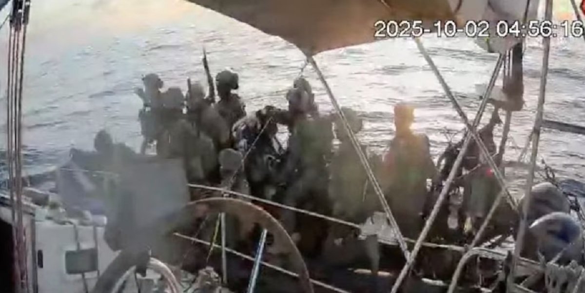 Israel Cegat Kapal Global Sumud Flotilla, Tahan 450 Aktivis dalam Aksi Protes