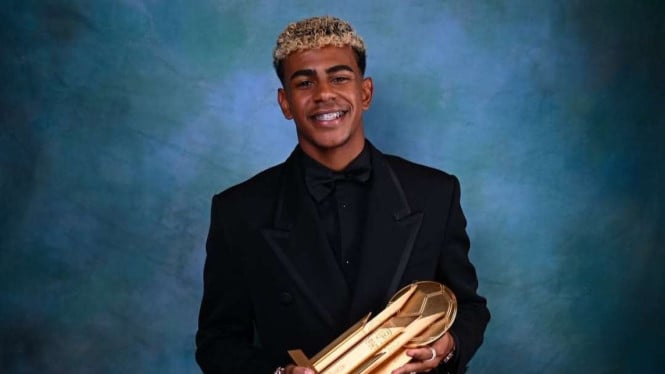 Isu Perpecahan Barcelona Terkait Lamine Yamal, Hansi Flick Berikan Tanggapan