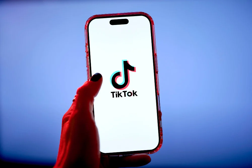 Jadwal dan Jam FYP TikTok Terbaru Oktober 2025 untuk Berbagai Jenis Konten