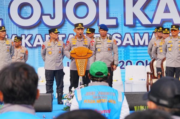 Kapolri Pimpin Apel Ojol Kamtibmas di Monas, Serukan Sinergi Jaga Keamanan