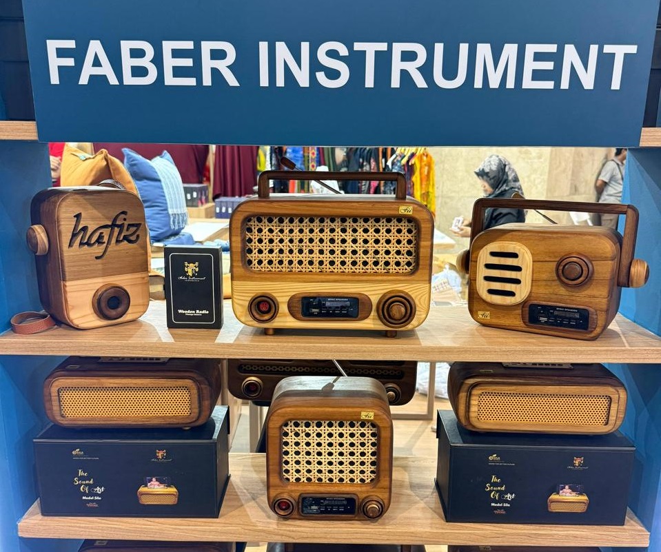 Kisah UKM Cianjur: Transformasi Limbah Desa Jadi Perangkat Audio Bernilai