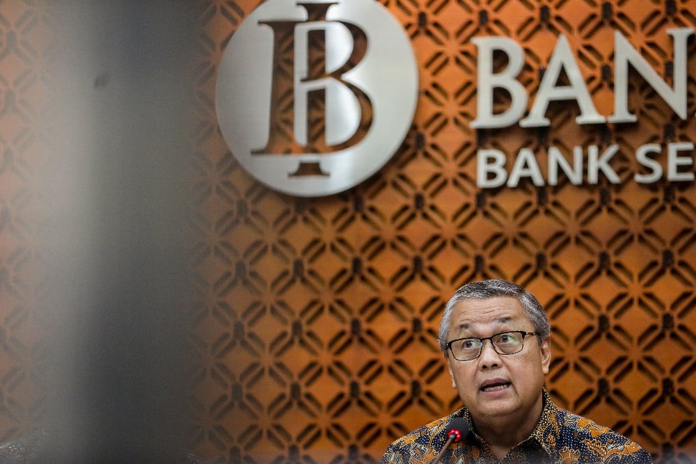 Konsensus Suku Bunga: 29 Ekonom Ramal BI Rate Turun Menjadi 4,5%