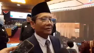 Mahfud MD Siap Diperiksa KPK Terkait Dugaan Korupsi Proyek Whoosh