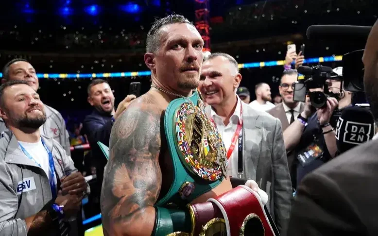 Oleksandr Usyk Tutup Pintu untuk Tyson Fury, Fokus pada Pemenang Parker vs Wardley