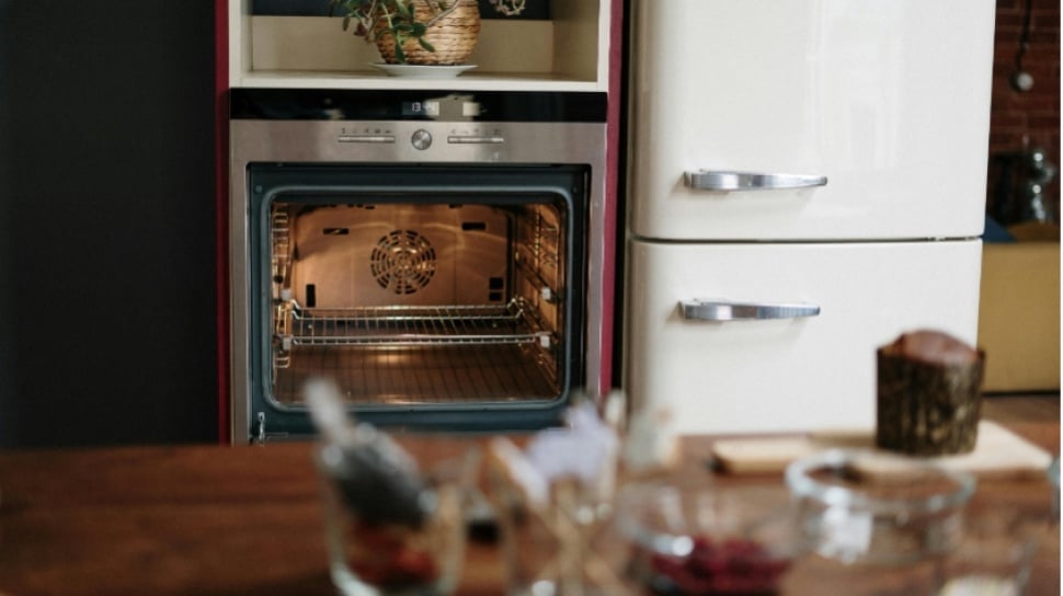Oven Bau? Atasi dengan Bahan Alami: Rahasia Dapur Hilangkan Bau Tak Sedap
