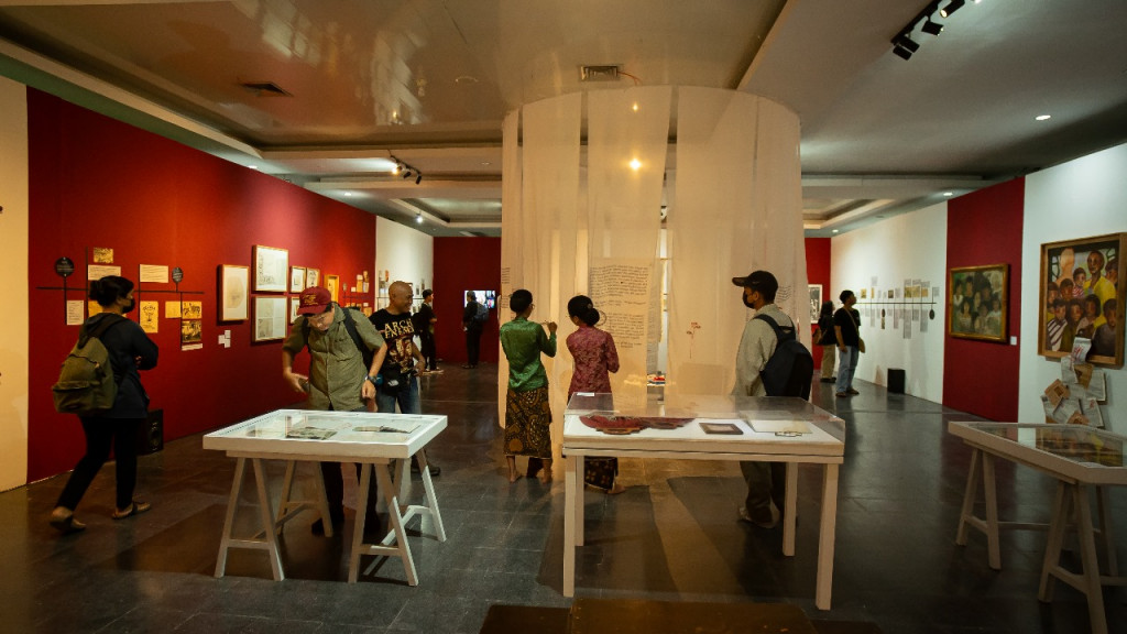 Pameran Studi Arsip Mia Bustam: Menelusuri Karya, Kehidupan, dan Pemikiran