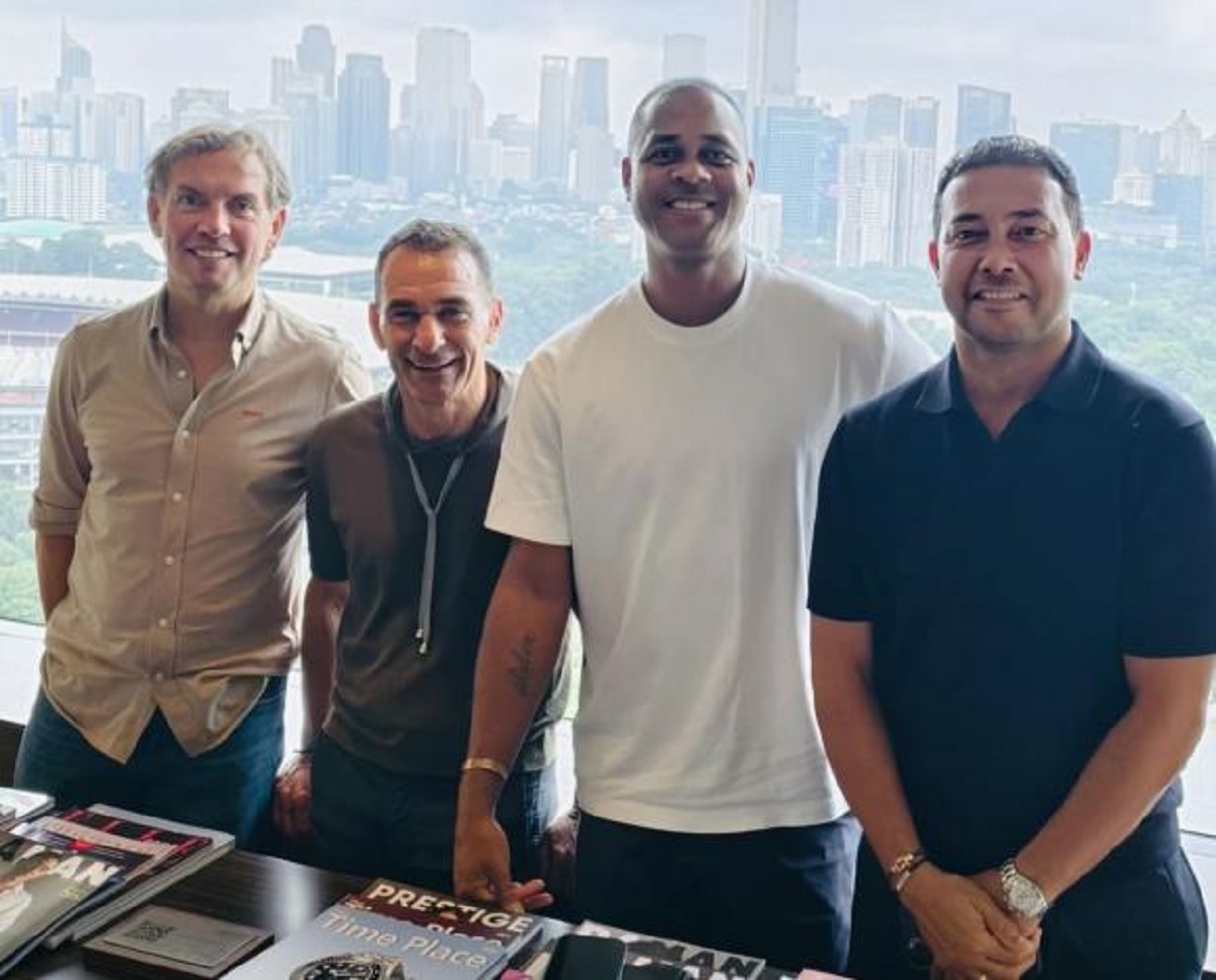 Patrick Kluivert Dipecat, Alex Pastoor dan Gerald Vanenburg Ikut Out dari Timnas