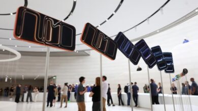 Peluncuran iPhone Lipat Ditunda, Apple Hadapi Tantangan Engsel Berkualitas