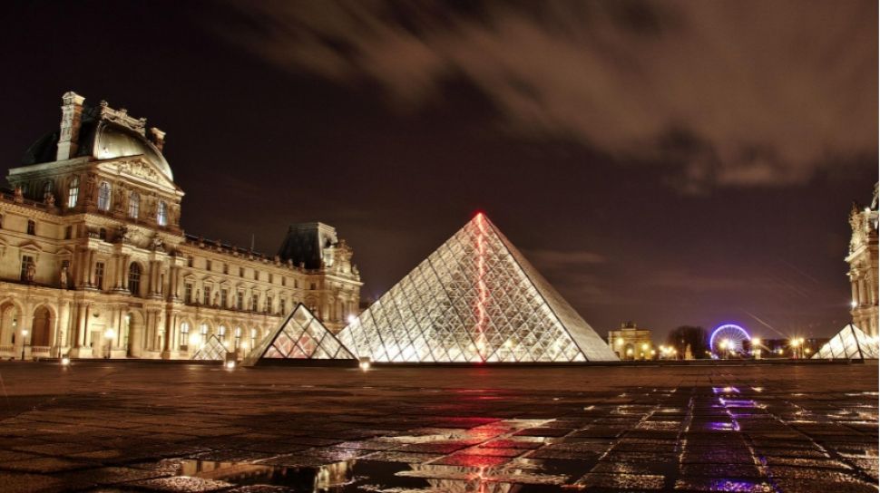Pencurian Kilat di Museum Louvre: Perhiasan Tak Ternilai Raib dalam Hitungan Menit