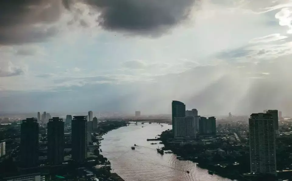 Peralihan Musim: Doa dan Langkah Aman Hadapi Angin Kencang