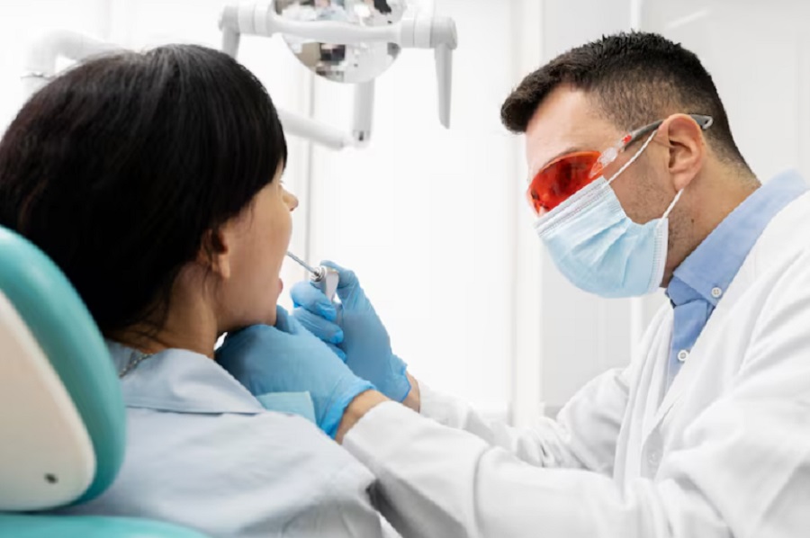 Perempuan 20 Tahun Sakit Jantung Gegara Gigi Bolong: Ini Kisahnya