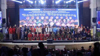 Pimpinan Undip Gelar Pertunjukan Ketoprak Banjaran Diponegoro di Dies Natalis 68