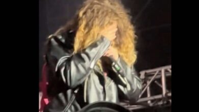 Pinkan Mambo Tiba-Tiba Nangis dan Minta Maaf di Synchronize Fest 2025