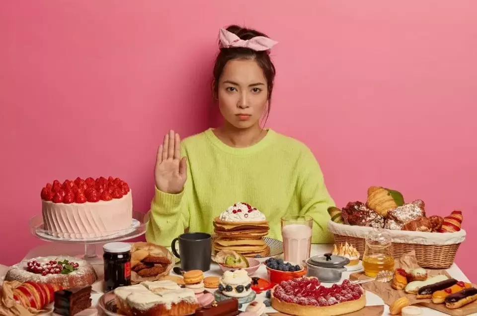 Reaksi Tubuh Saat Berhenti Makan Manis: Ini Penjelasan Ilmiahnya