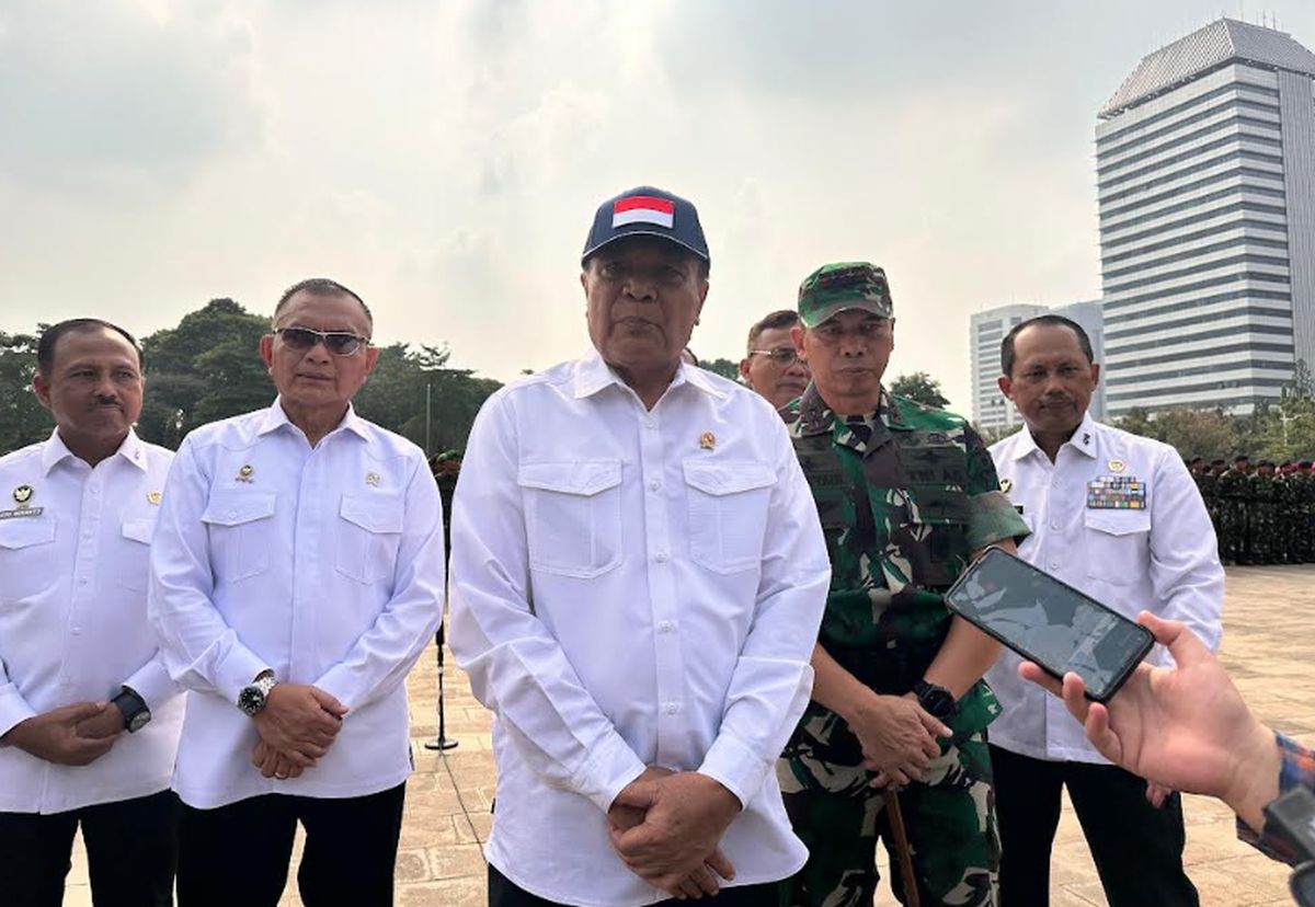 Ribuan Prajurit Cadangan Dikumpulkan di Monas, Menko Polkam: Ada Sesuatu?