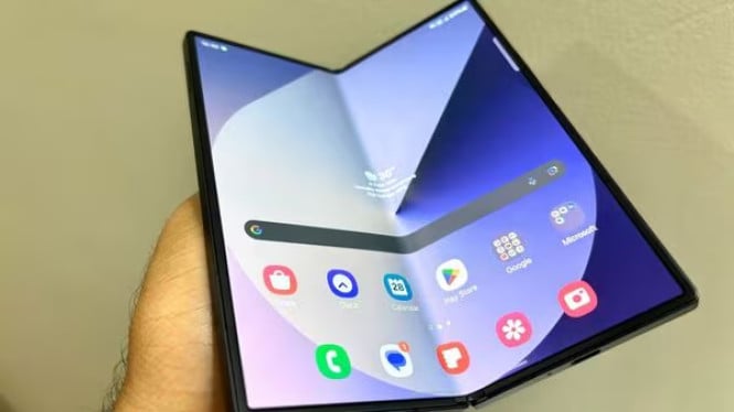 Samsung Galaxy Z Fold 7 vs Z Fold 6: 5 Peningkatan Besar yang Harus Anda Tahu!