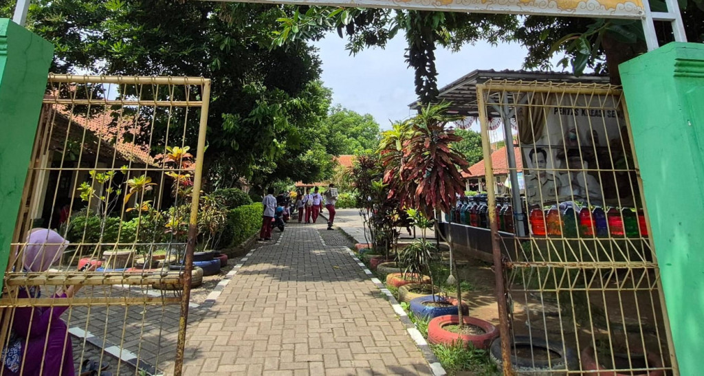 Satu Tahun Prabowo-Gibran: 1,1 Miliar Porsi MBG Telah Dibagikan