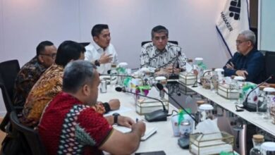 Seskab Teddy Temui Menaker, Bahas Inisiatif Program Magang Nasional
