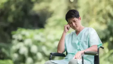 Strok Tak Pandang Usia: Kenali Tanda Awal dan Penyebabnya dengan Cermat