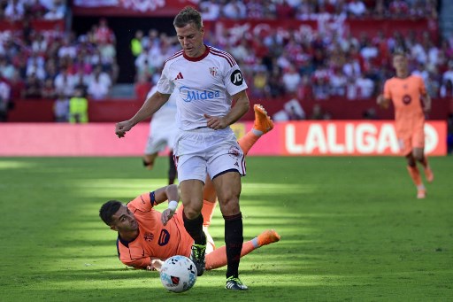 Tekanan Hebat Sevilla: Barca Terpaksa Lakukan Banyak Kesalahan di Lapangan