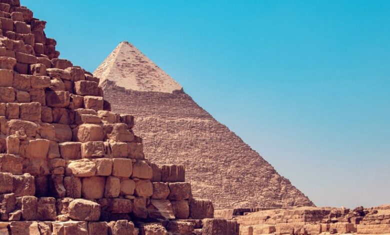 Terungkap: Cara Pengikut Firaun Mengangkut Batu untuk Membangun Piramida