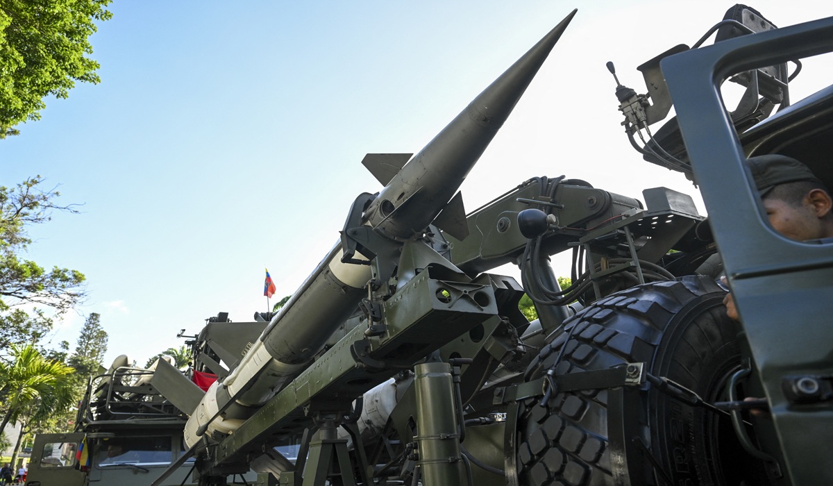 Venezuela Pamerkan 5.000 Rudal Rusia, Maduro Utarakan Peringatan untuk AS