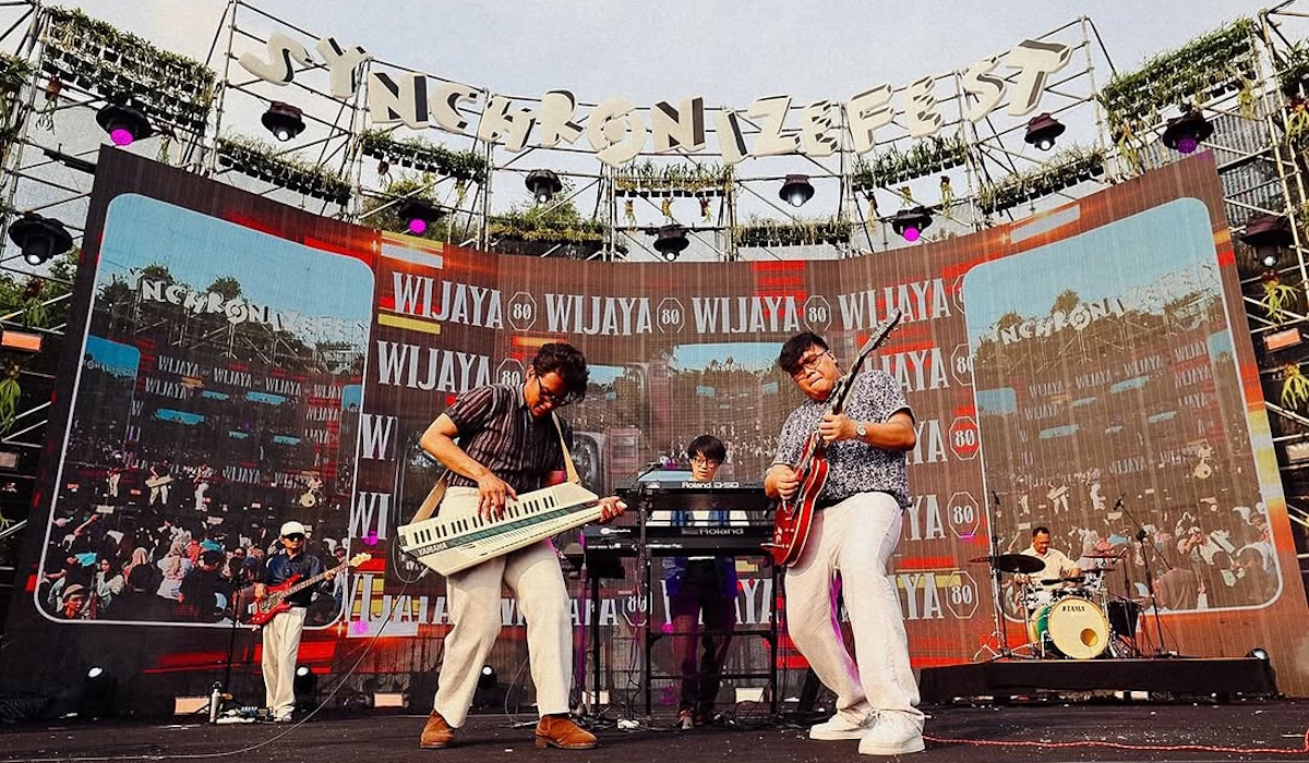 Wijaya 80 Luncurkan Lagu Baru "Alkohol" di Festival Synchronize 2025