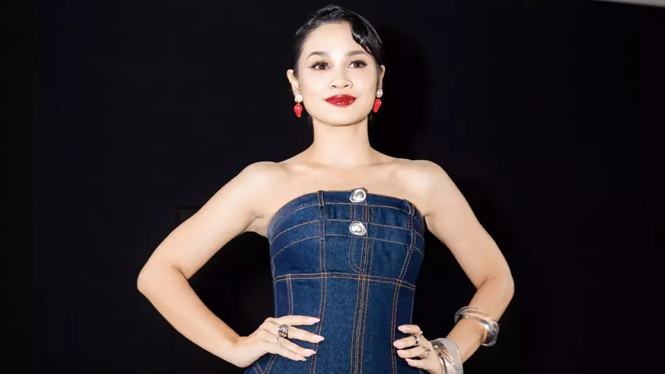 Andien Ungkap Pengalaman Menyedihkan: Korban Kekerasan Dipukul dengan Kunci Setir!