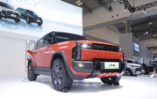 Chery J6T Meluncur di GJAW 2025: Harga Mulai Rp525,5 Juta, Apa yang Membuatnya Istimewa?